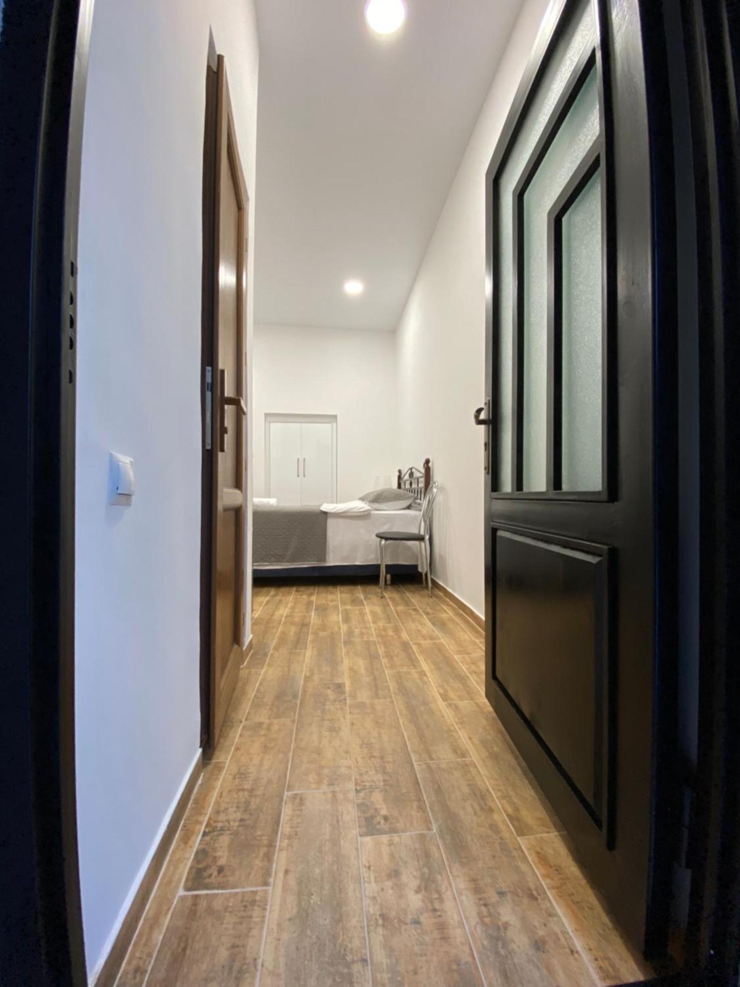 Guest House Gml-2 Tbilisi Ngoại thất bức ảnh