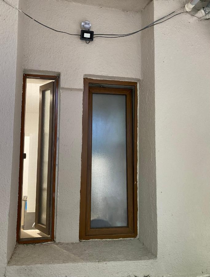 Guest House Gml-2 Tbilisi Ngoại thất bức ảnh