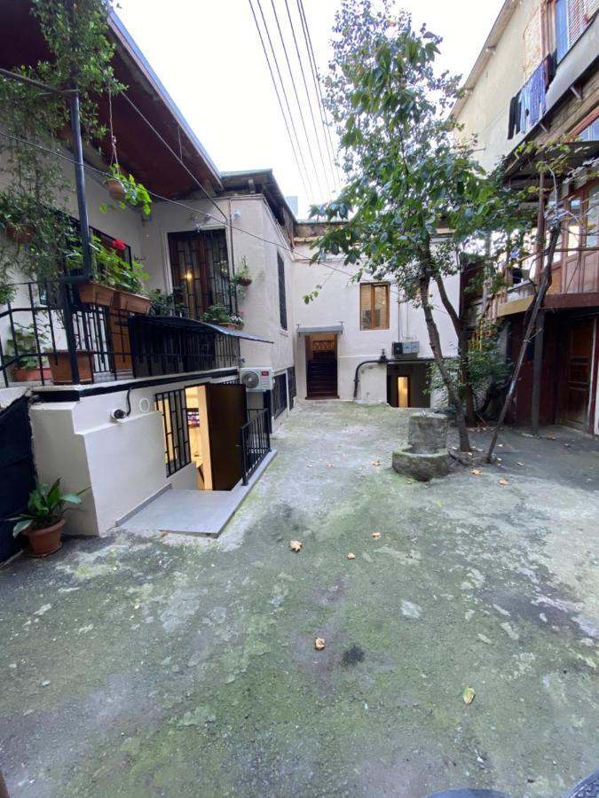 Guest House Gml-2 Tbilisi Ngoại thất bức ảnh