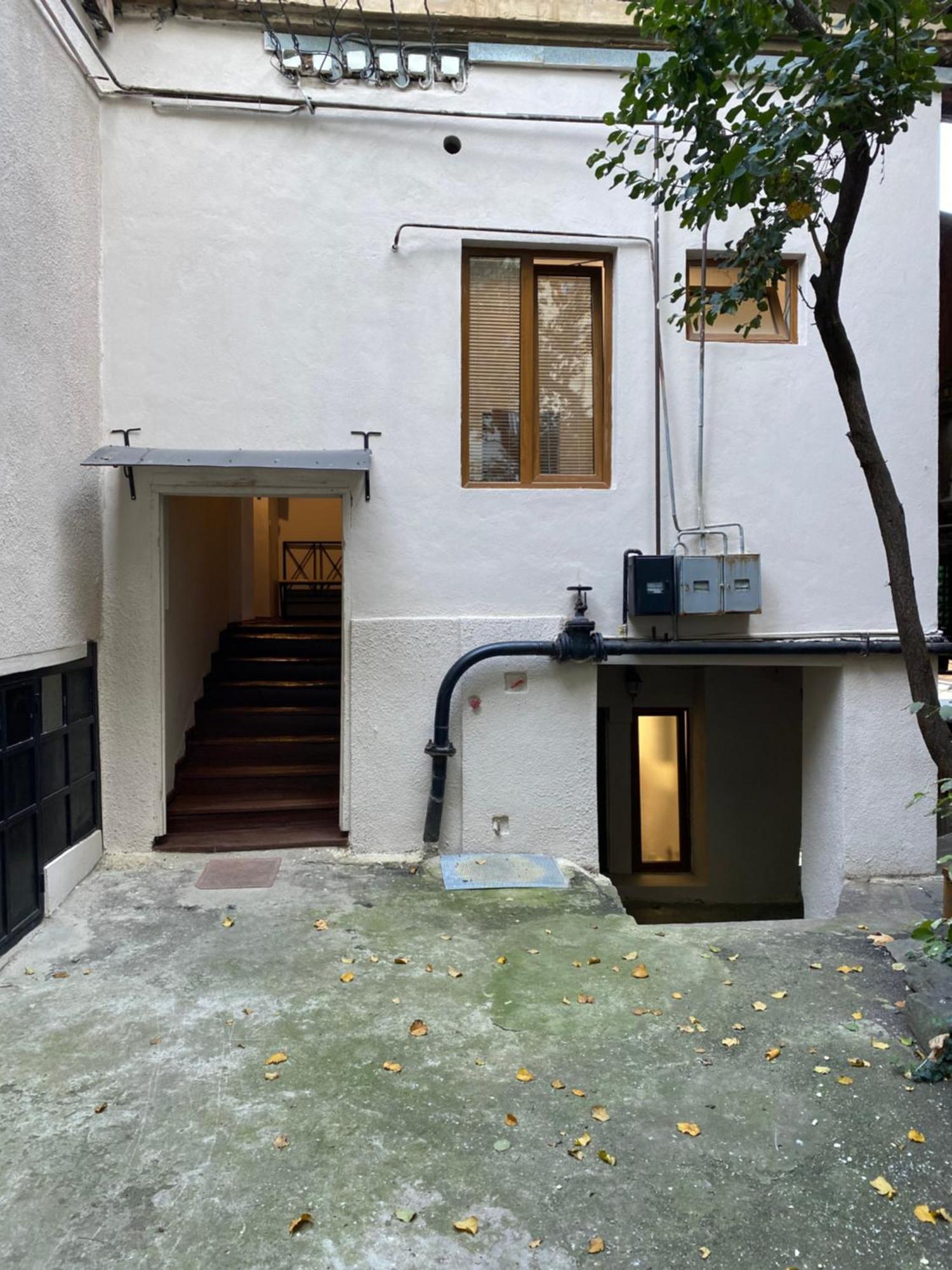 Guest House Gml-2 Tbilisi Ngoại thất bức ảnh